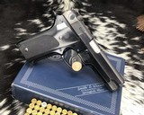 Smith and Wesson model 59, 98% High Condition - 10 of 11