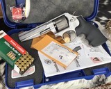 Smith and Wesson 986 Pro Series, 9mm revolver, Boxed - 1 of 16