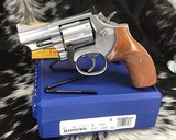Smith and Wesson 66-4 Combat Magnum, w/Box, 2.5 inch - 9 of 17