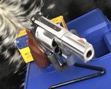 Smith and Wesson 66-4 Combat Magnum, w/Box, 2.5 inch - 3 of 17