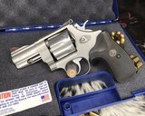 Smith and Wesson 625-3 Model of 1989, .N Frame Stainless 3 inch 45 acp Revolver - 7 of 21