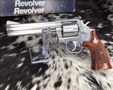 Smith and Wesson model 686-1, 6 inch, Boxed - 9 of 20
