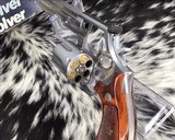 Smith and Wesson model 686-1, 6 inch, Boxed - 5 of 20