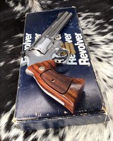 Smith and Wesson model 686-1, 6 inch, Boxed - 14 of 20