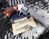 Smith and Wesson model 686-1, 6 inch, Boxed - 15 of 20