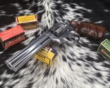 Smith and Wesson 617-1 , Six inch, LNIB, Boxed n Pretty - 10 of 18