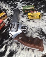 Smith and Wesson 617-1 , Six inch, LNIB, Boxed n Pretty - 6 of 18