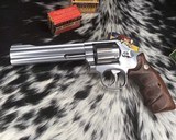 Smith and Wesson 617-1 , Six inch, LNIB, Boxed n Pretty - 8 of 18