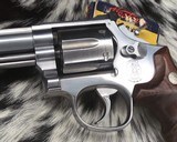 Smith and Wesson 617-1 , Six inch, LNIB, Boxed n Pretty - 18 of 18