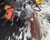 Smith and Wesson 617-1 , Six inch, LNIB, Boxed n Pretty - 7 of 18