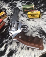 Smith and Wesson 617-1 , Six inch, LNIB, Boxed n Pretty - 13 of 18