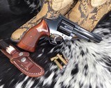 Smith and Wesson Model 19-5 , .357 Combat Magnum - 9 of 10