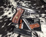 Browning (FN) Italy, Model BDA, .380 Auto Cal., Semi-Auto Pistol, 98% - 17 of 21