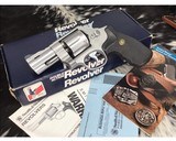 Smith and Wesson 625-3, Model of 1989, 3 inch, Ported W/Box - 1 of 18
