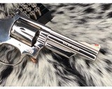 Smith and Wesson model 19-5 Nickel, Four Inch, Boxed 98% - 9 of 15