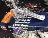 Smith and Wesson 648 No-Dash, 6 inch, Finger groove Combat grips, .22 Magnum LNIB - 15 of 18