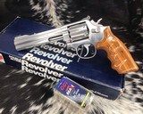 Smith and Wesson 648 No-Dash, 6 inch, Finger groove Combat grips, .22 Magnum LNIB - 16 of 18