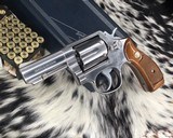 Smith and Wesson M+P Heavy Barrel Stainless Revolver, Model 65-3 , 3 inch ,.357 Magnum - 4 of 22