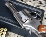 Smith and Wesson M+P Heavy Barrel Stainless Revolver, Model 65-3 , 3 inch ,.357 Magnum - 8 of 22