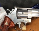 Smith and Wesson 657 No-Dash ,.41 Magnum Stainless, boxed - 16 of 17