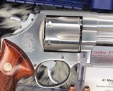 Smith and Wesson 657 No-Dash ,.41 Magnum Stainless, boxed - 14 of 17