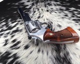 Smith and Wesson 657 No-Dash ,.41 Magnum Stainless, boxed - 11 of 17