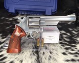 Smith and Wesson 657 No-Dash ,.41 Magnum Stainless, boxed - 2 of 17