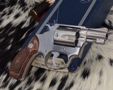 Smith and Wesson model 60 No-dash ,Stainless Chiefs Special, boxed - 8 of 19