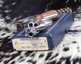 Smith and Wesson model 60 No-dash ,Stainless Chiefs Special, boxed - 10 of 19