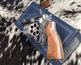 Smith and Wesson 64 No-dash, The .38 Military & Police Stainless ,boxed - 7 of 12