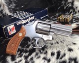 Smith &Wesson 66-3, Three inch, Combat Magnum Stainless, boxed - 17 of 21