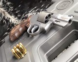 Smith &Wesson Performance Center 986, 9mm revolver , NIB - 3 of 10