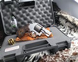Smith &Wesson Performance Center 986, 9mm revolver , NIB - 6 of 10