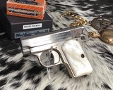 1920 Colt model 1908 Hammerless .25 acp, Nickel W/ Mother of Pearl grips, boxed - 5 of 18