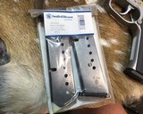 Smith & Wesson model 1006, 10mm Stainless LNIB - 5 of 20