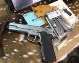 Smith & Wesson model 1006, 10mm Stainless LNIB - 3 of 20