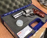 Lew Horton Smith & Wesson 610, 3 inch, 10 MM Revolver W/ Box - 18 of 18