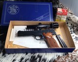1981 Smith & Wesson model 41, .22 LR Target Pistol, Scoped W/ Box, 2 mags - 8 of 21