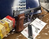 LNIB Smith & Wesson model 41, .22 LR, 7 inch - 9 of 18