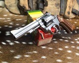 Smith & Wesson model 651 -Special Order-NO-DASH with dual cylinders .22MAG /.22LR. , EXCELLENT, W/Box - 9 of 25