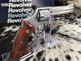 Smith& Wesson686-1, Stainless, Distinguished Combat Magnum .357 Magnum revolver, 6 inch, 98%, Boxed - 21 of 24
