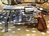 Set of Factory A Engraved Smith & Wesson model 66-1 Revolvers , Factory Letters, Cased - 8 of 25