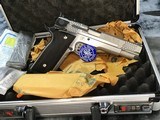 Smith & Wesson Performance Center 945, .45 acp, Unfired in PC Case W/ Accessories - 1 of 11