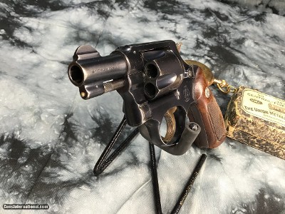 1952 Mfg. Smith & Wesson .38/.32 Terrier, I Frame, .38 S&W, “ Pre-Model 32”, Trades Welcome! - Image 5 of 16