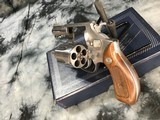 1969 Early Production Smith & Wesson model 60, Chiefs Special Stainless,W/Box,.38 Special. R prefix - 15 of 19
