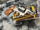 1969 Early Production Smith & Wesson model 60, Chiefs Special Stainless,W/Box,.38 Special. R prefix - 2 of 19