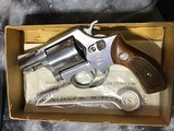 1969 Early Production Smith & Wesson model 60, Chiefs Special Stainless,W/Box,.38 Special. R prefix