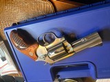 Smith & Wesson model 60-15, Stainless Chiefs Special, 3 inch barrel, .357 Magnum, Target Sights, matching box - 11 of 14