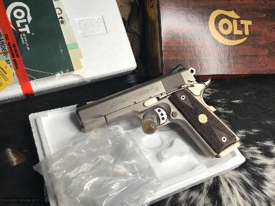 1978 Colt Combat Commander, Scarce Satin E-Nickel, W/Box, .45acp. Trades Welcome!