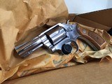Smith & Wesson model 65-5: The .357 Military & Police Heavy Barrel Stainless, Three Inch - 4 of 25